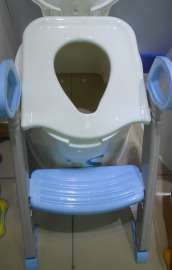 厂家直销欧美环保标准儿童厕梯椅